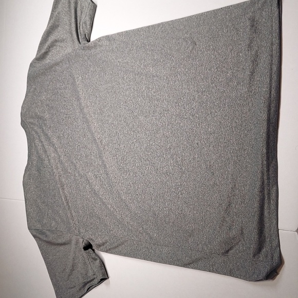 Nike Dri Fit Heather Gray Tee Size S/CH - Picture 7 of 7